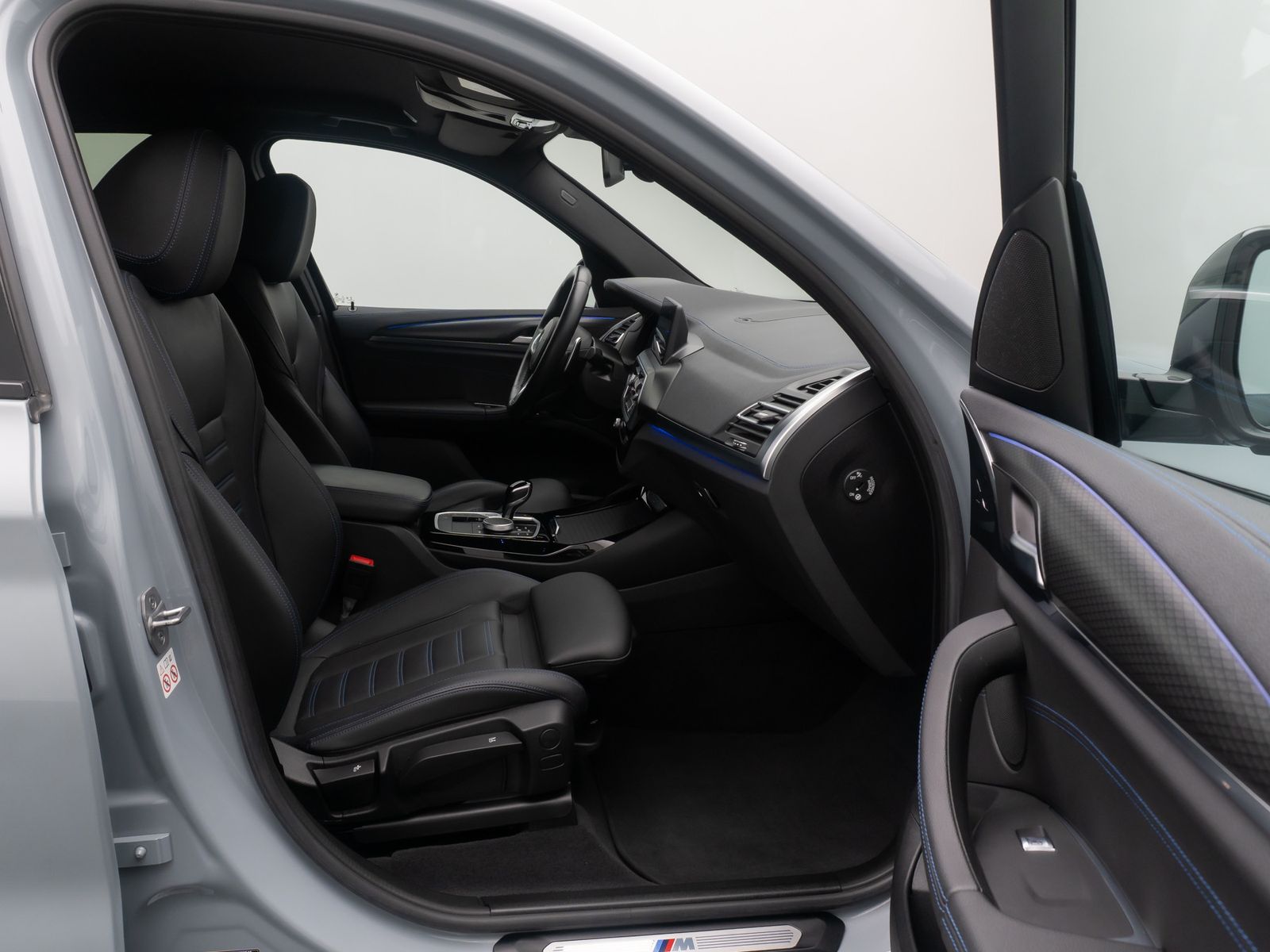 Fahrzeugabbildung BMW X3 xD20d M Sport DAB HiFi AHK Komfort 20Zoll