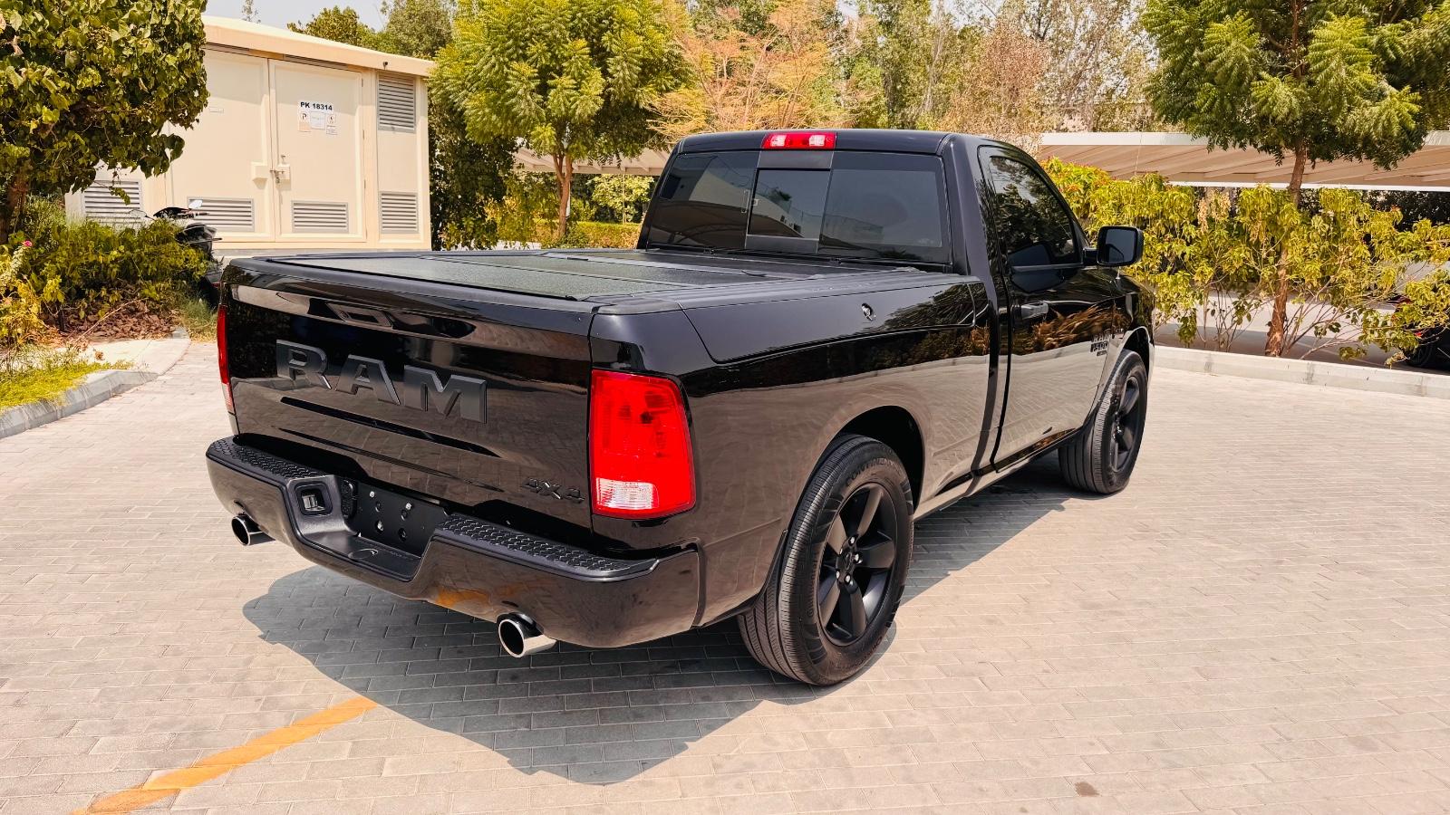 Dodge 5.7*V8*4X4*SINGLE*RAMBOX*CLEAN-CARFAX*AHK*NAVI*