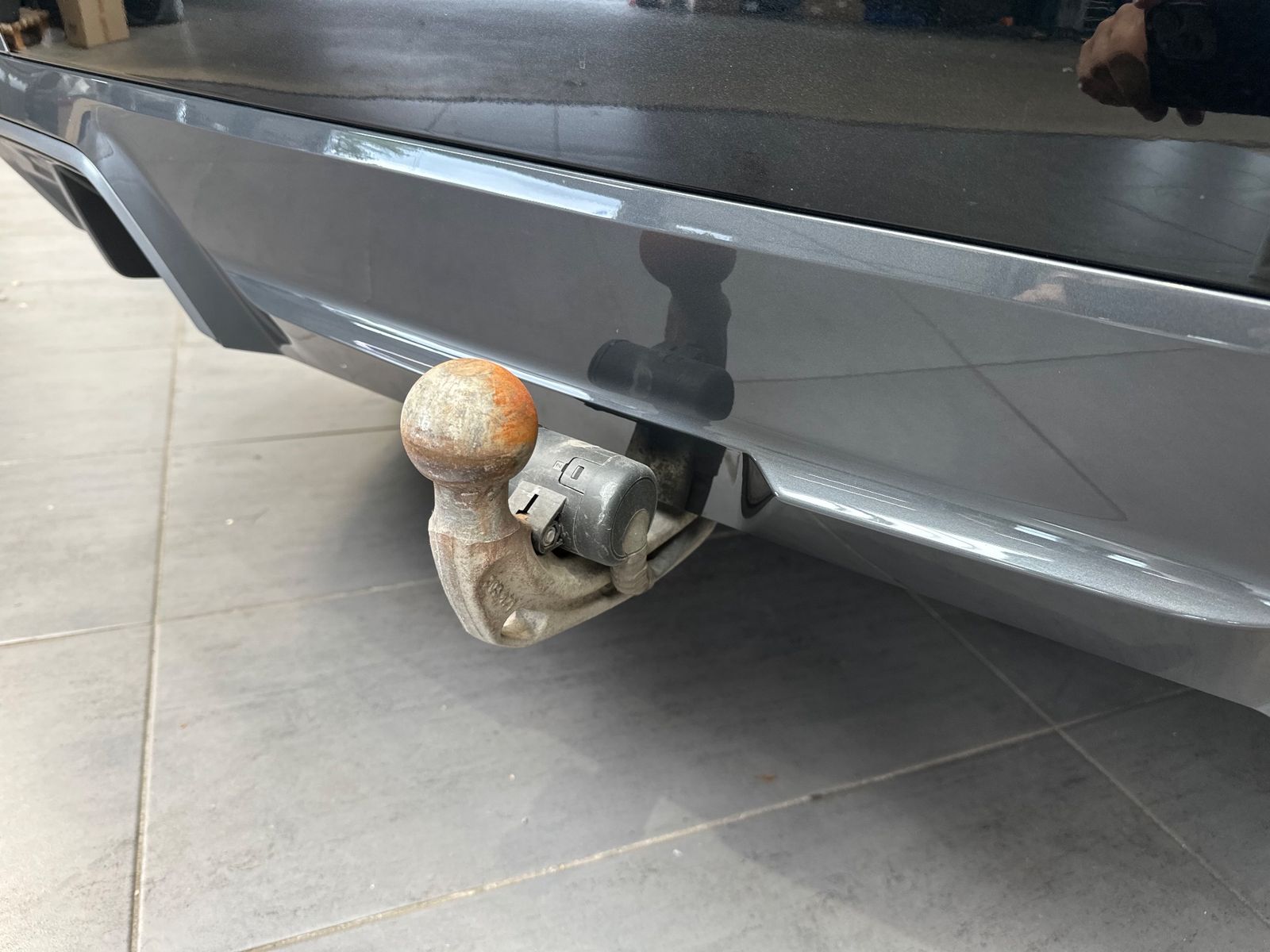 Fahrzeugabbildung BMW i4 eDrive40 Gran Coupé M-Sport NAV+LED+PANO+AHK