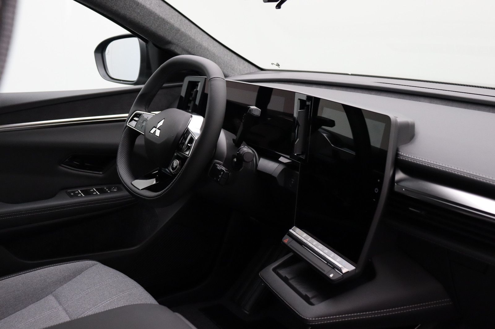 Fahrzeugabbildung Mitsubishi Eclipse Cross Diamant Top 87 kWh