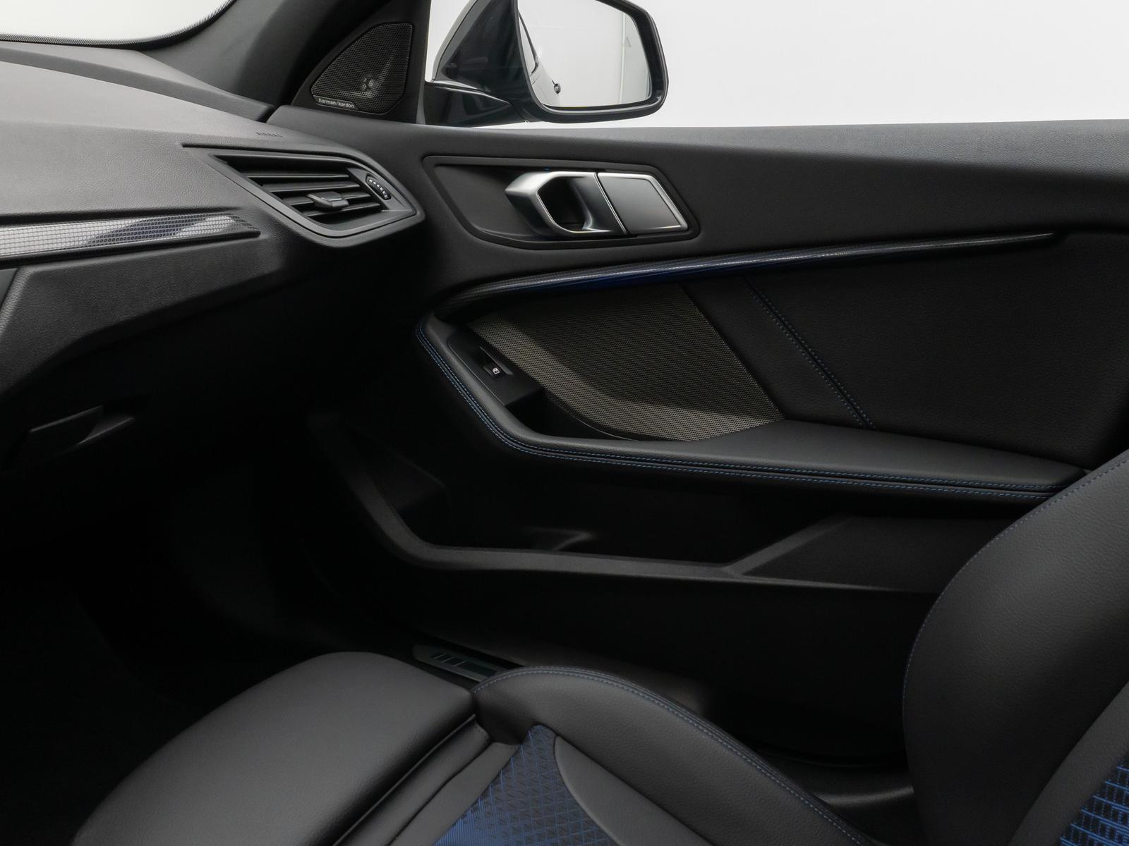 BMW M135i xD HUD DAB H/K Komfort 19" Lenkradheizung