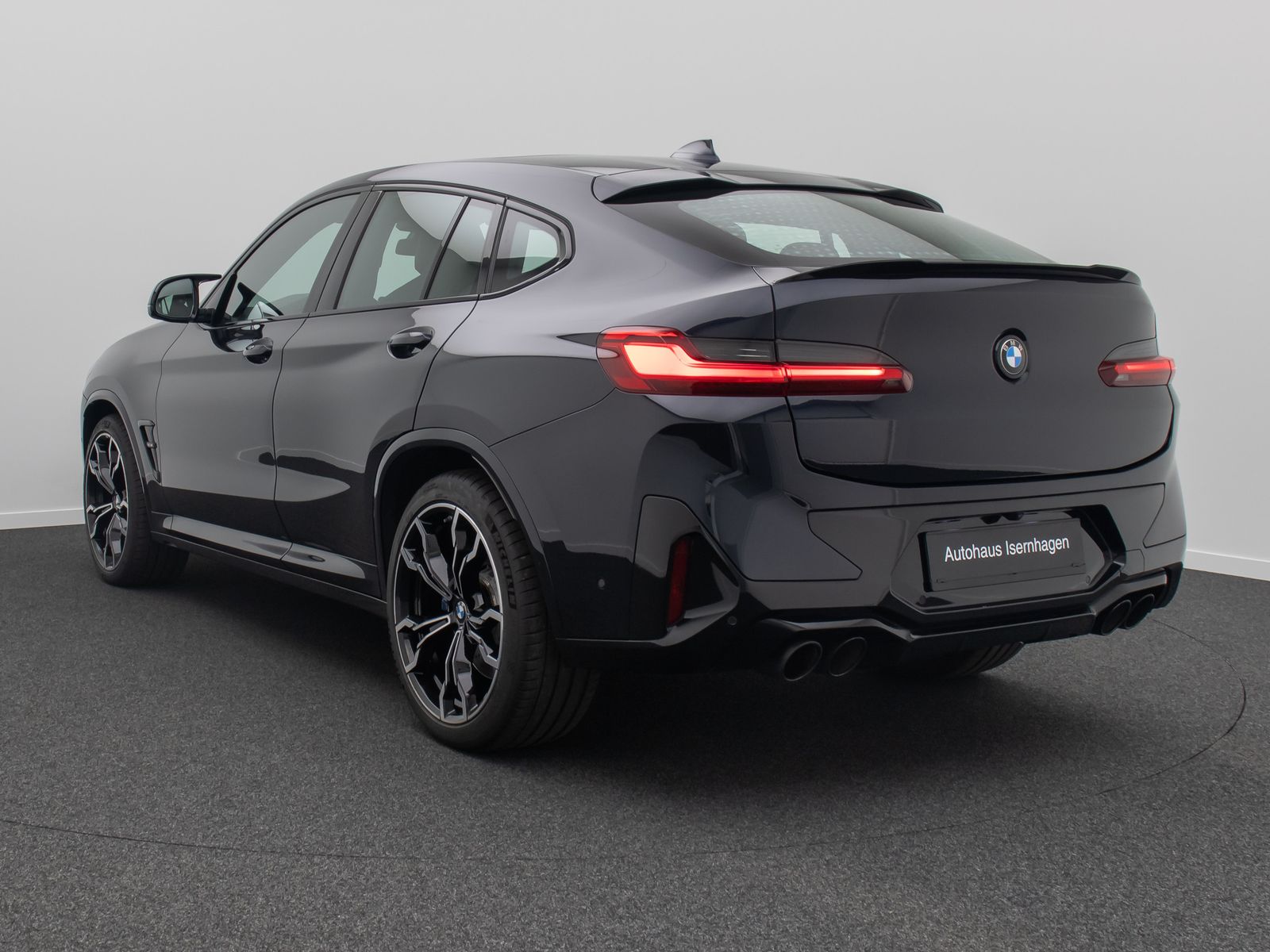 Fahrzeugabbildung BMW X4 M Competition HUD Kamera DAB Panorama 21Zoll