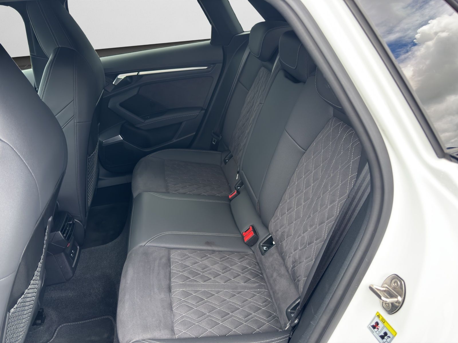 Audi S3 - Bild 15