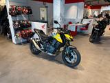Honda CB750 Hornet 2026 Goldfish Yellow *sofort verfüg - HONDA NAKED BIKE