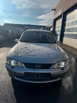 Opel Vectra 1.8 Top Zustand - gebrauchte Opel Vectra aus dem Jahr 2001