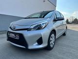 Toyota Yaris Hybrid Life - Toyota Yaris aus 2012 mit Hybrid-Antrieb