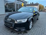 Audi A3 Sportback attraction/Panorama/Kamera/Leder - Audi A3 Gebrauchtwagen in Aachen