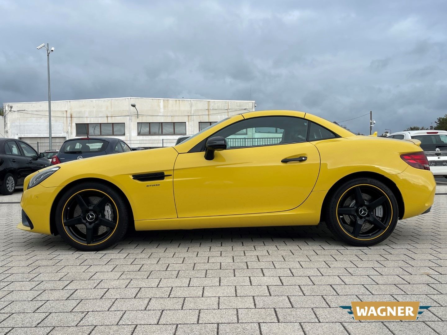 Fahrzeugabbildung Mercedes-Benz SLC 43 AMG FinalEdition  Harman Kardon Sportsitz