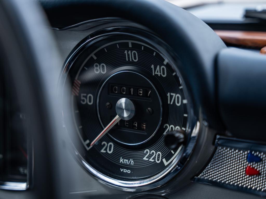 Mercedes-Benz SL 280