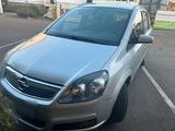 Opel zafira B 1.8 benzina - Opel Zafira Gebrauchtwagen in Freiburg