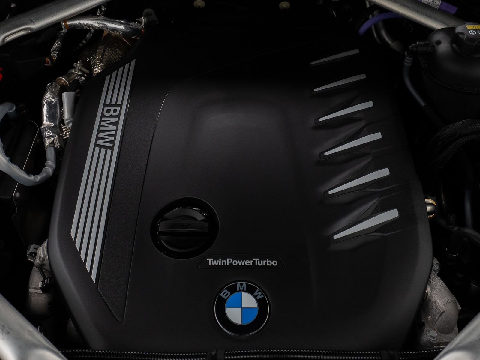 Fahrzeugabbildung BMW X5 xD30d M Sport 360°Laser HUD DAB HiFi 22Zoll