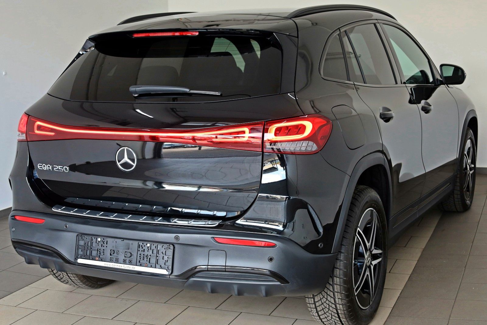 Fahrzeugabbildung Mercedes-Benz EQA 250 AMG-line, T.Leder,Navi,LED,SH,Kamera,DAB