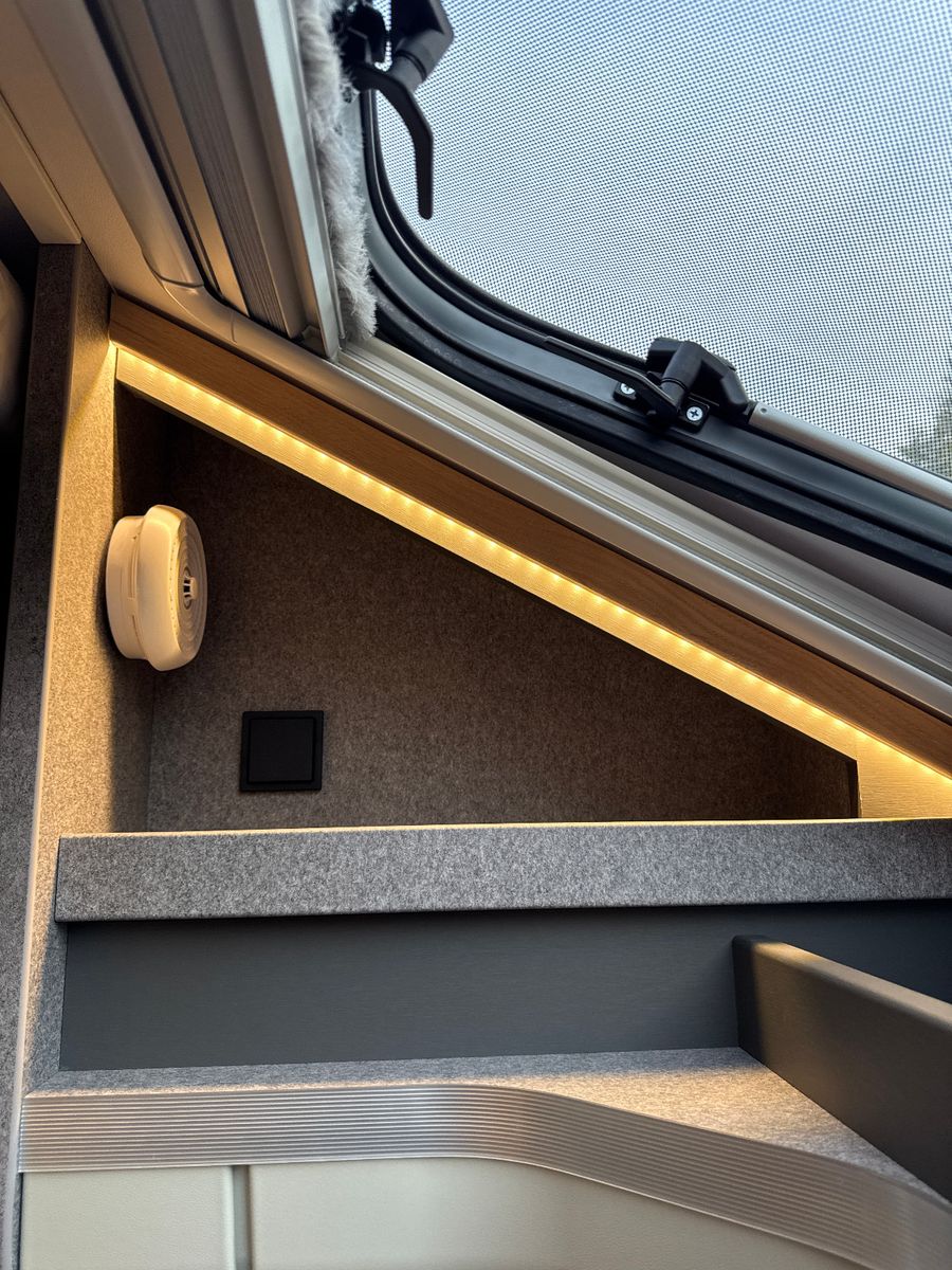 Fahrzeugabbildung Dethleffs Just Go T 7055 EB AUTOMATIK HUBBET CLESANA WC 1H