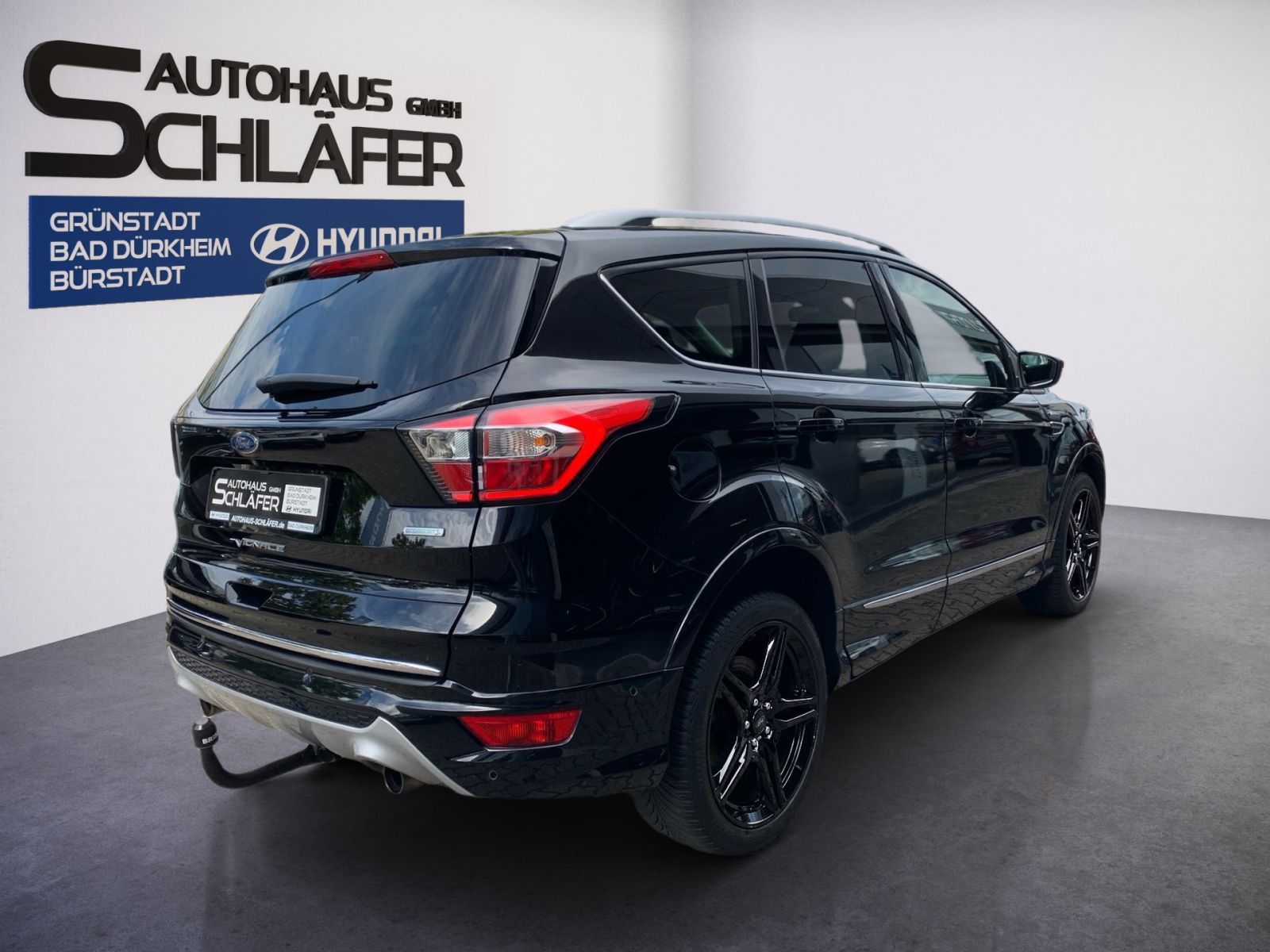 Fahrzeugabbildung Ford Kuga 1.5 EcoBoost Automatik Vignale 4x4 AHK