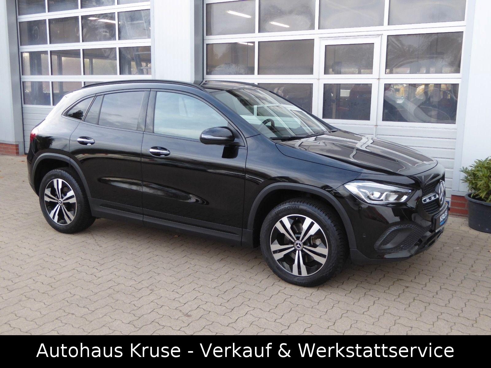 Mercedes-Benz GLA 200 PRO+NIGHT+LED+R-KAM+EP HECKKL