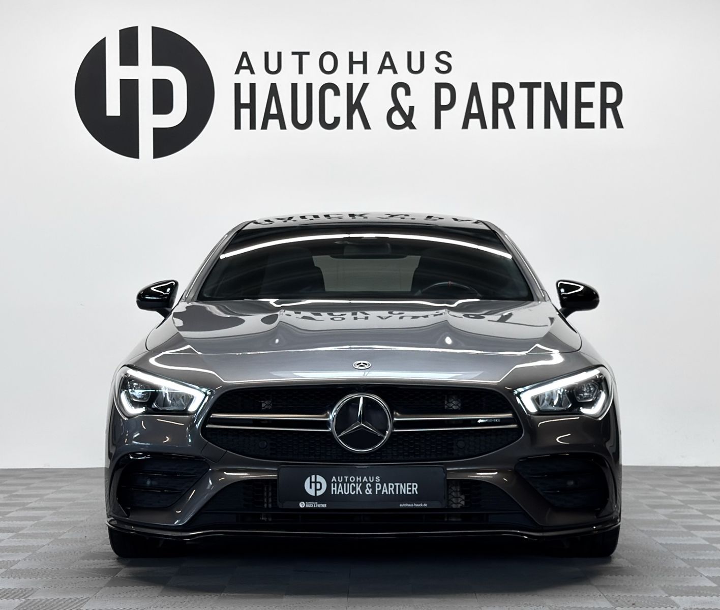 Mercedes-Benz CLA 35 AMG 4M Aero II Pano Perf. Lenk 1. HD Kam foto 2