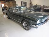 Ford Mustang Bullit Green