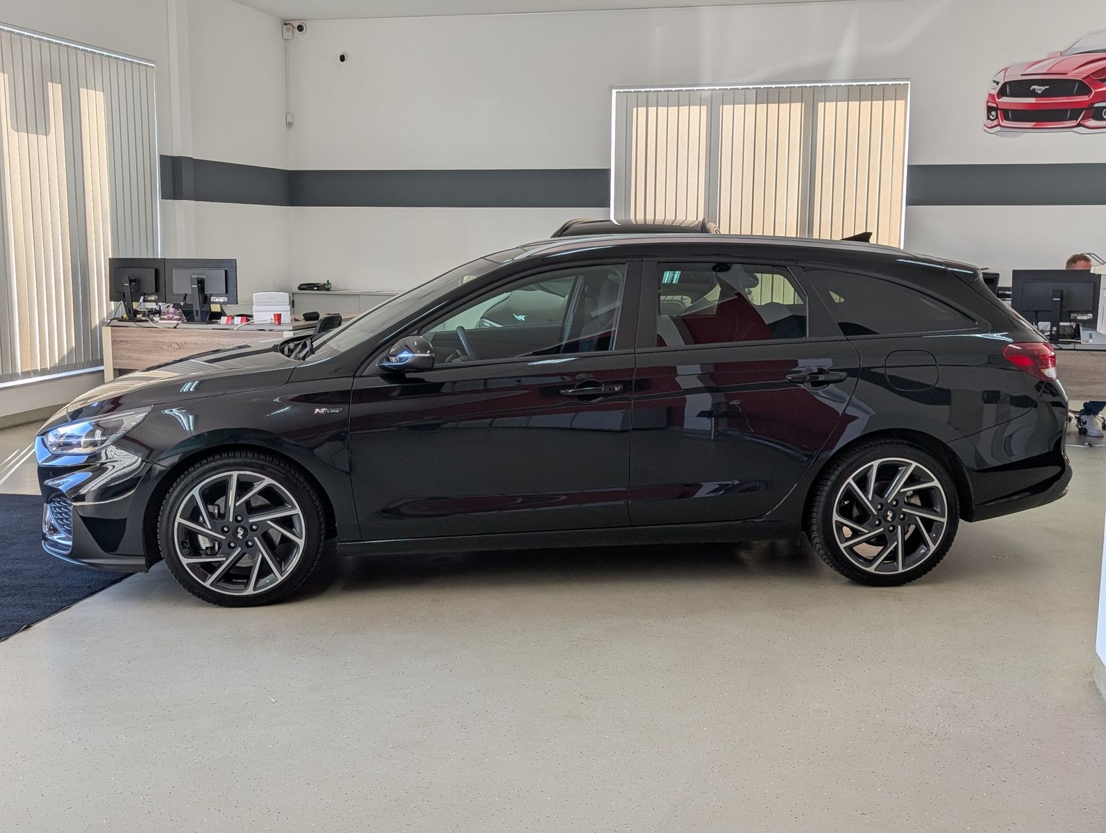 Fahrzeugabbildung Hyundai i30 N Line Mild-Hybrid LED TEMP CARPLAY KAM PANO