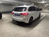 Mercedes-Benz B 250 e DCT -AMG Styling-PARKTRONIC-GARANTIE MB - Mercedes-Benz B 250 von privat