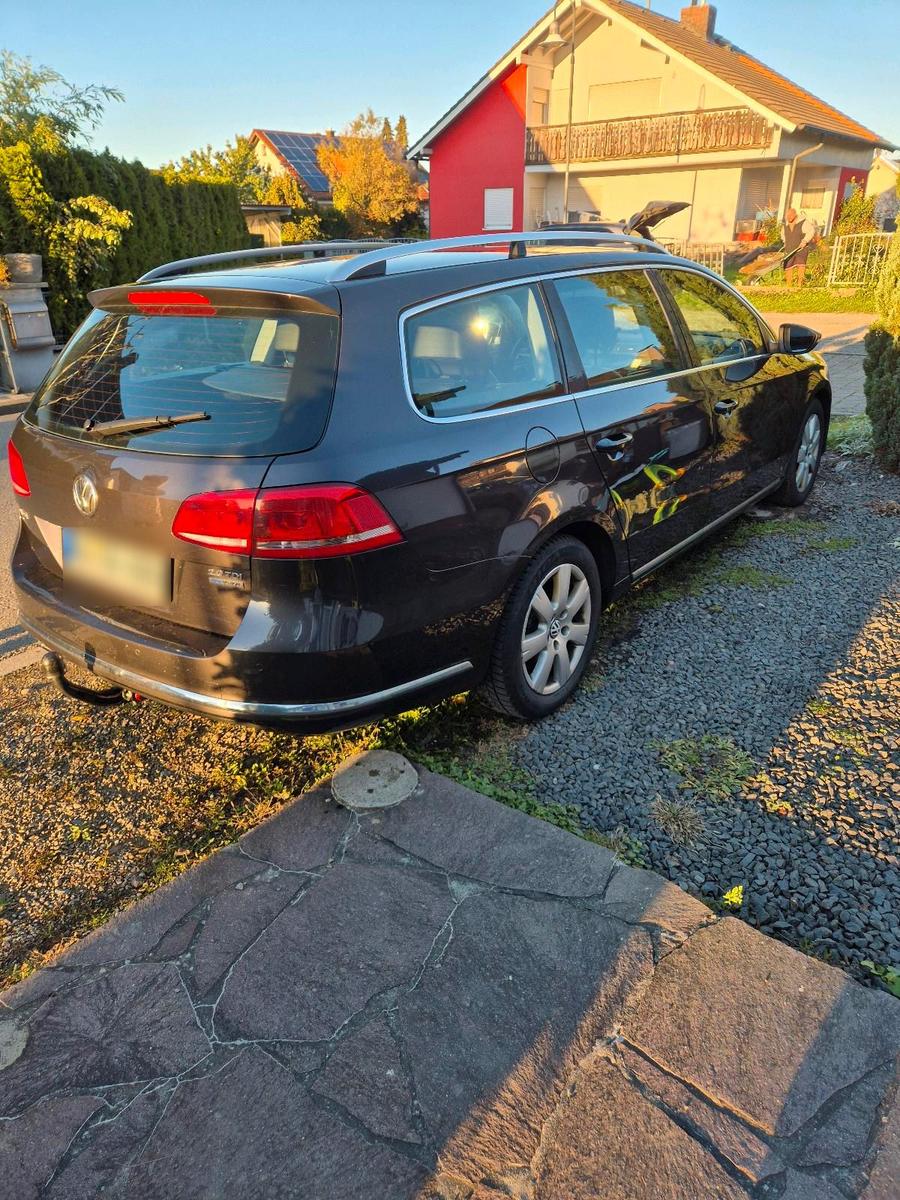 Volkswagen  2012 — салон