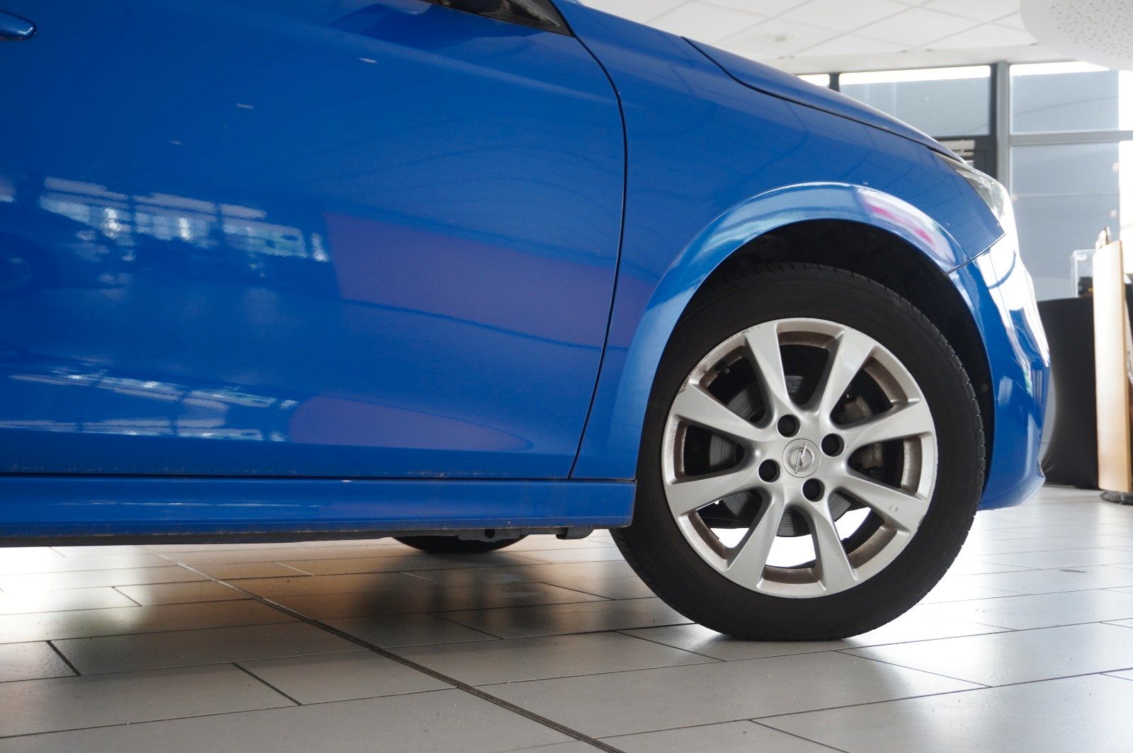 Fahrzeugabbildung Opel Corsa F 1.2 EDITION NAVI/KAMERA/TEMP./PDC/DAB+