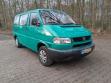 Volkswagen T4 Caravelle 2.5 TDI Kat Standard - Volkswagen T4 Caravelle: Grün