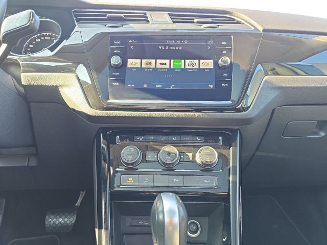 Fahrzeugabbildung Volkswagen Touran Highline 1.5 TSI OPF 110 kW 7-Gang-DSG