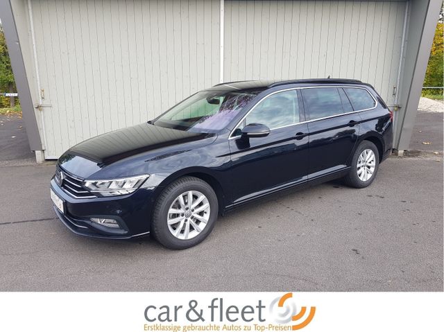 Volkswagen Passat Variant Business Navi LED ACC AID AHK 360