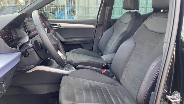 Fahrzeugabbildung Seat Arona 1.0TSi FR Autom. NAVI+RFK, PDC, Mod. 2024