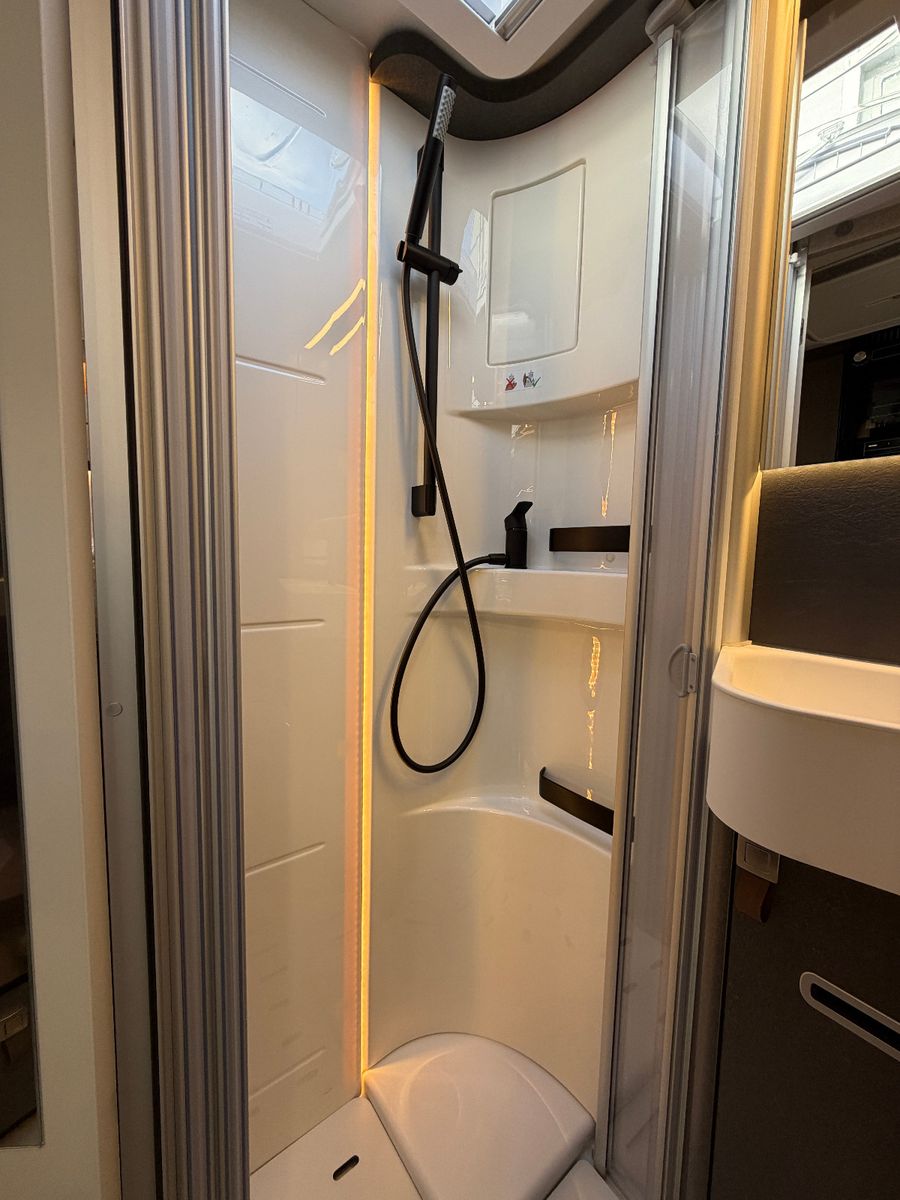 Fahrzeugabbildung HYMER / ERIBA / HYMERCAR ML-T 580 - Crosstrail - Modell 2027