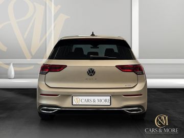 Volkswagen Golf - 5