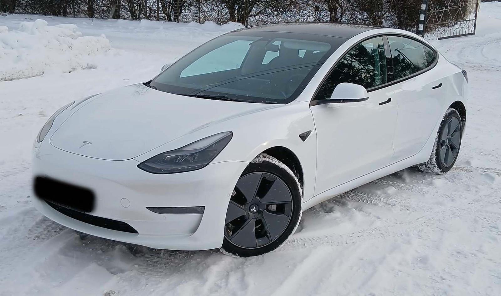 Tesla Model 3 Long Range Dual AWD