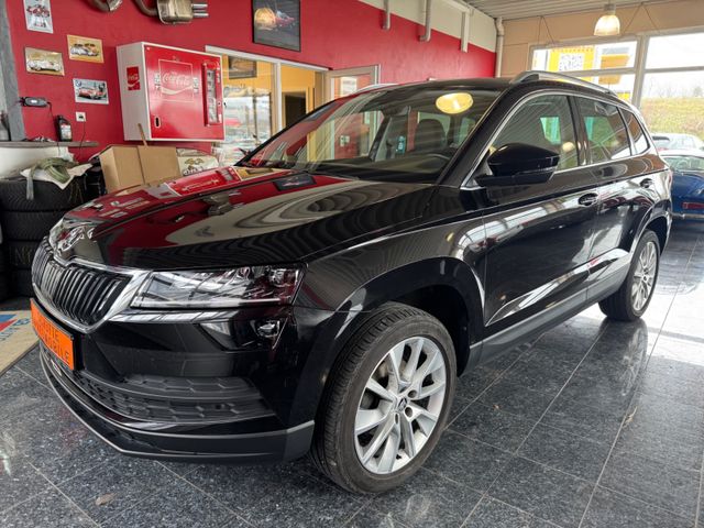 Skoda Karoq 1,5 DSG Style,Pano,AHK,LED,Columbus