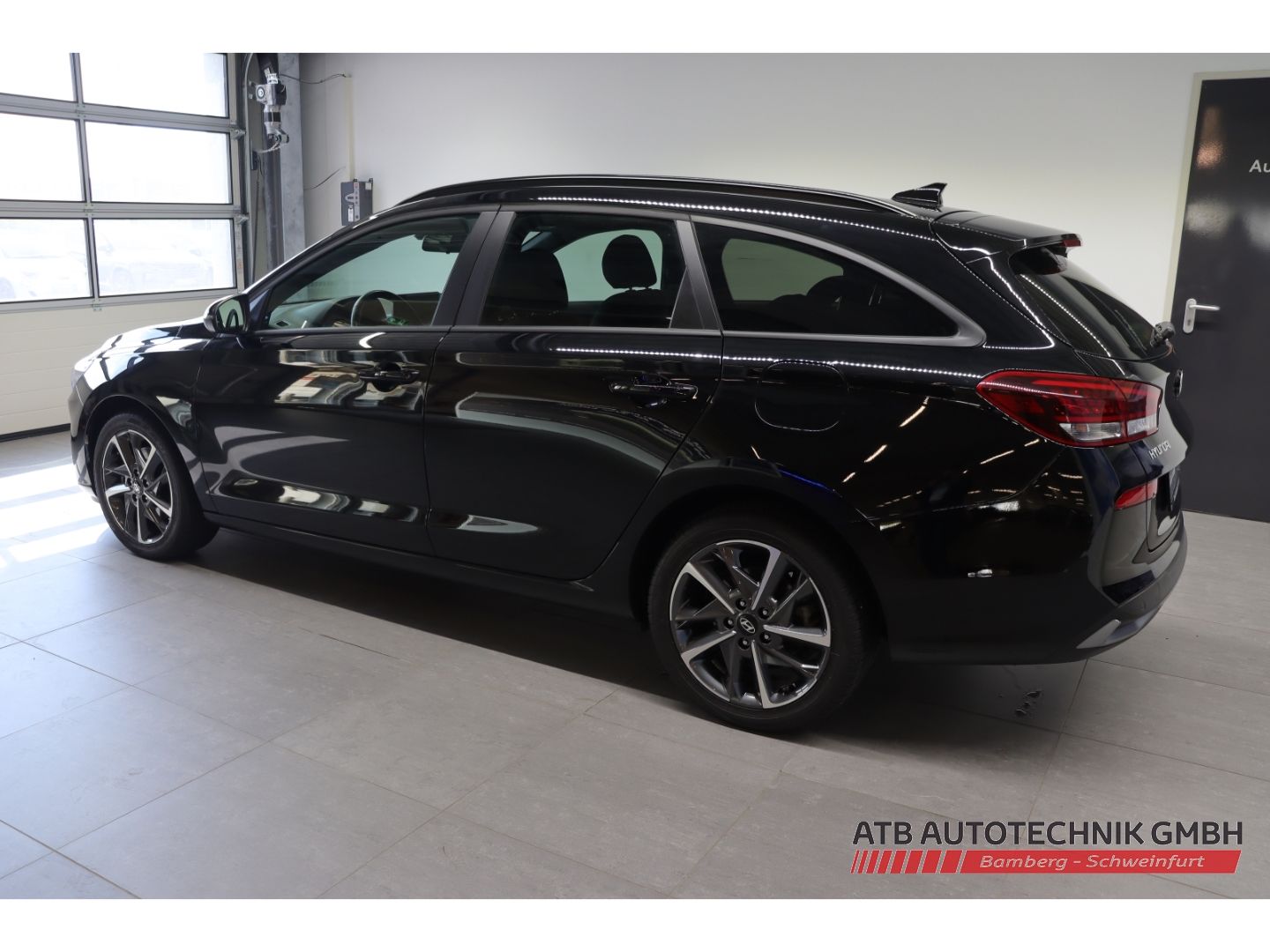 Fahrzeugabbildung Hyundai i30 Kombi 1.5 T-GDi 48V DCT Advantage Navi LED A