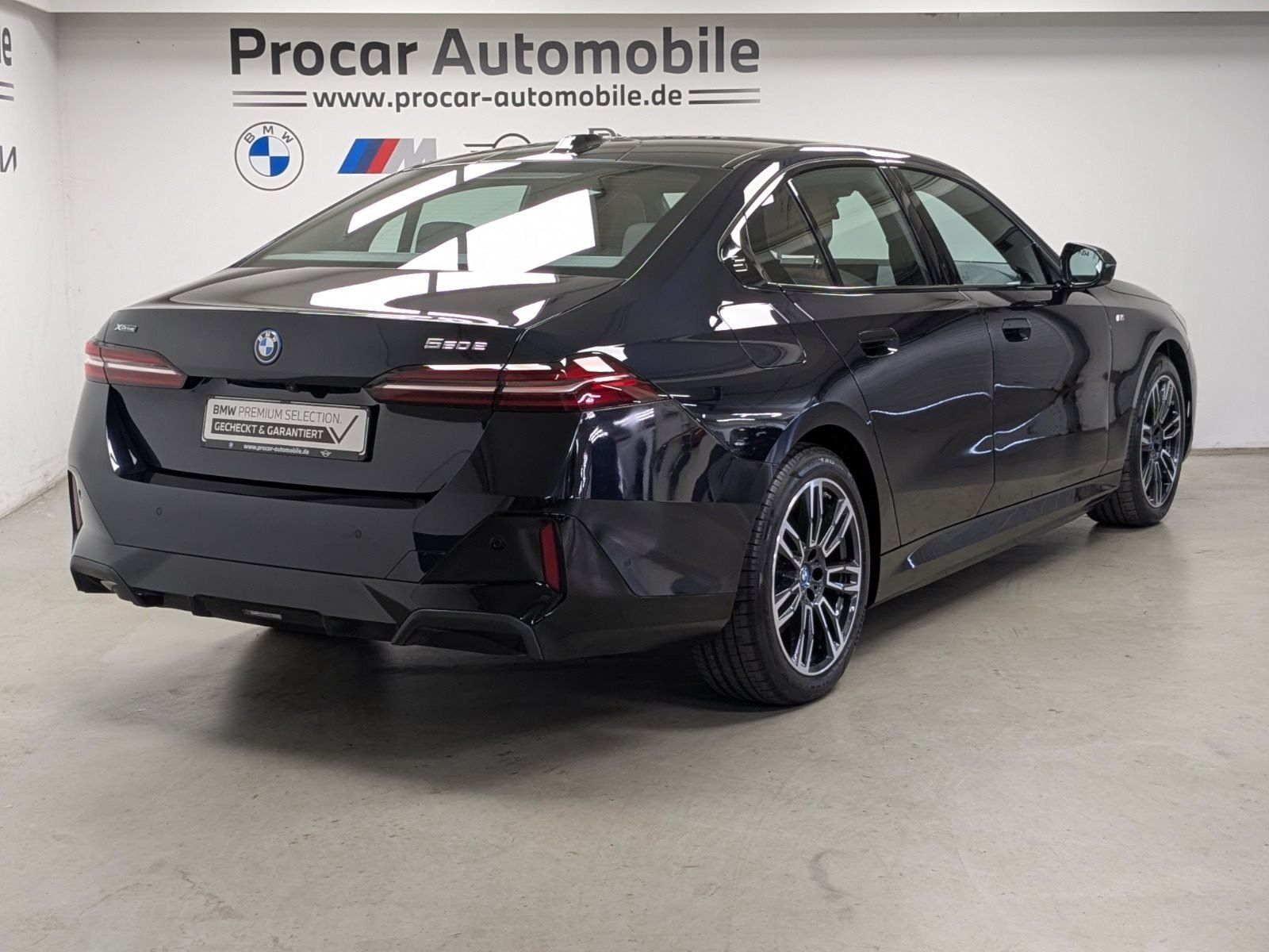 BMW 550e xDrive M Sport ACC AHK Pano HuD SHZ v h 360 foto 4