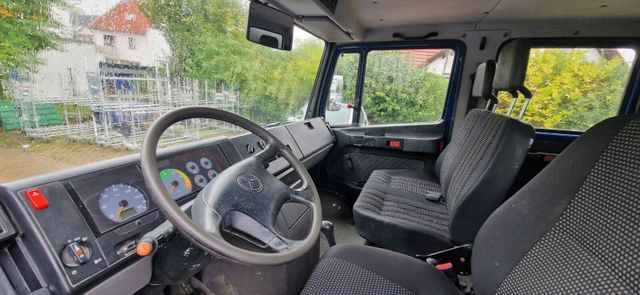 816 D Doppelsitz, Fahrgastraum links