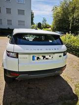 Land Rover Range Rover Evoque 2.0 TD4 110kW HSE Autom. HSE - Land Rover Range Rover Evoque in Bochum