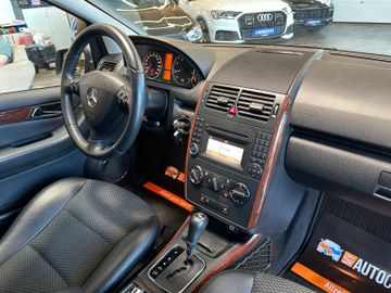 MYAUTOCENTER – Gebraucht- und Jahreswagen mit Werkstattservice in Pfaffenhofen Mercedes-Benz A 160 *Sitzheizung*Tempo*PDC*