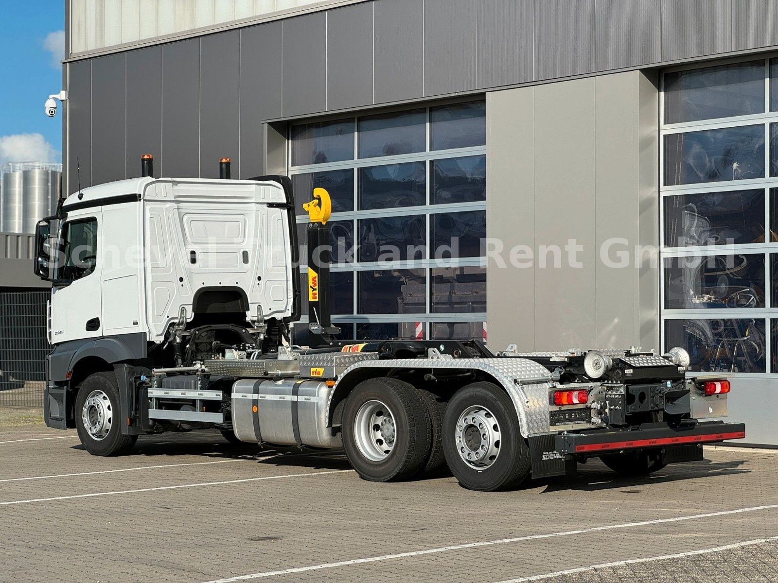 Fahrzeugabbildung Mercedes-Benz Actros 2545 6x2-4 Abrollkipper HYVA  Lift/Lenk
