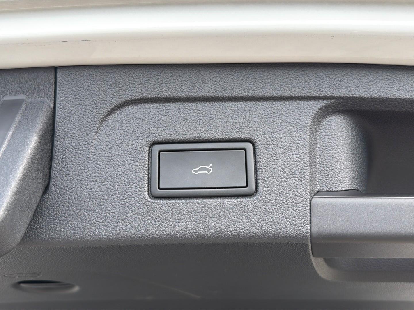 Volkswagen Touran Comfortline ACC StHz 3ZK SHZ LED RFK, миниатюра 30