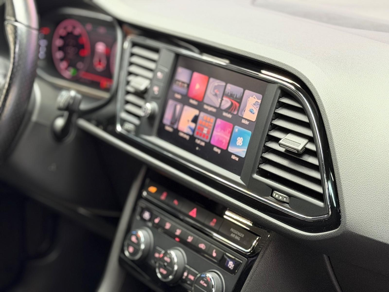 Seat Leon ST Cupra 300 4Drive/LED/ACC/Virt/CAM/BT