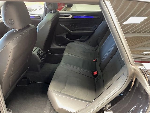 Arteon Shooting Brake R-Line 2.0 TDI 4M  Navi 36