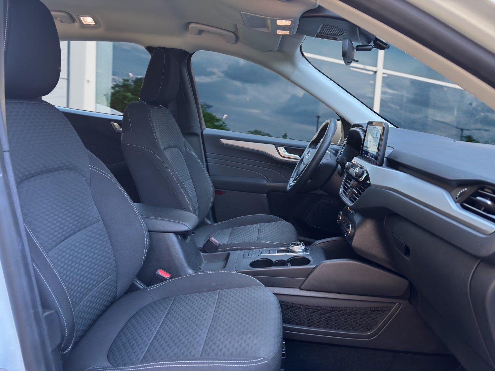 Fahrzeugabbildung Ford Kuga Plug-In Hybrid Cool & Connect