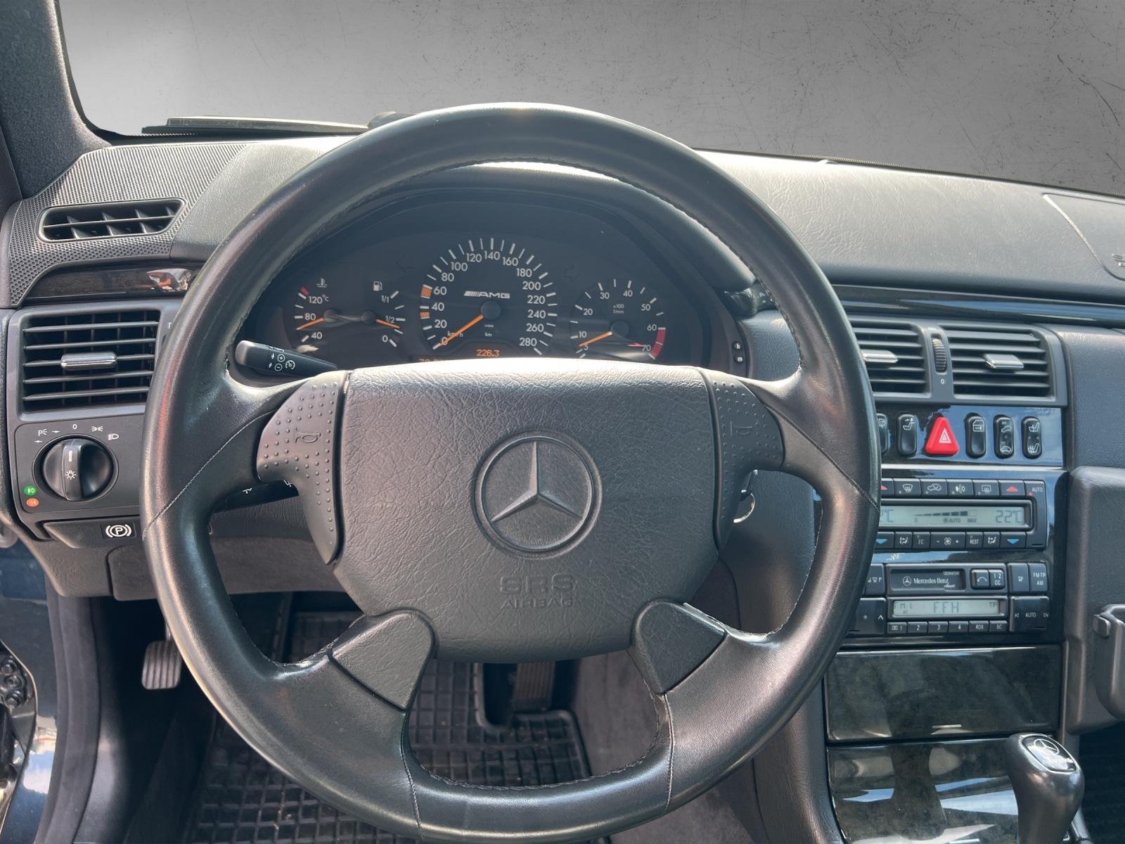 Mercedes-Benz E 50 AMG