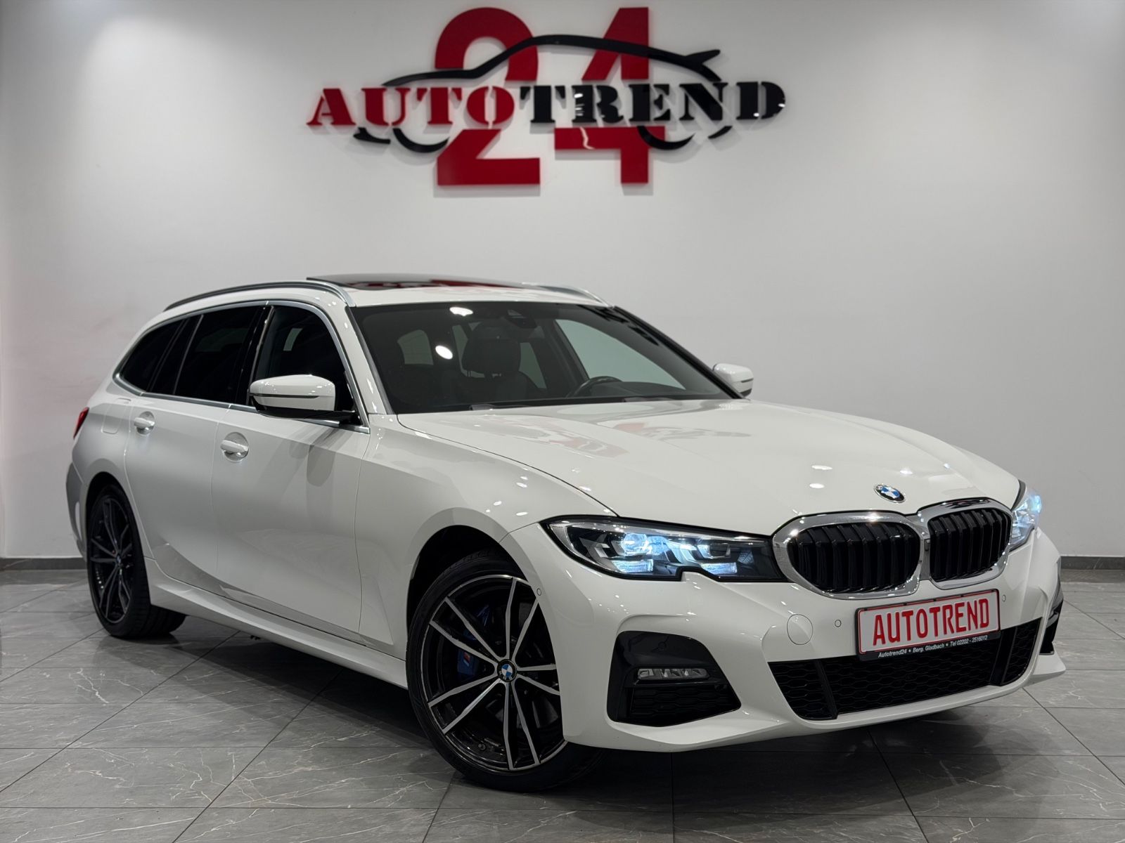 BMW 330 e xDrive M-Sportpaket Touring PANO+HEAD-UP imagem 2