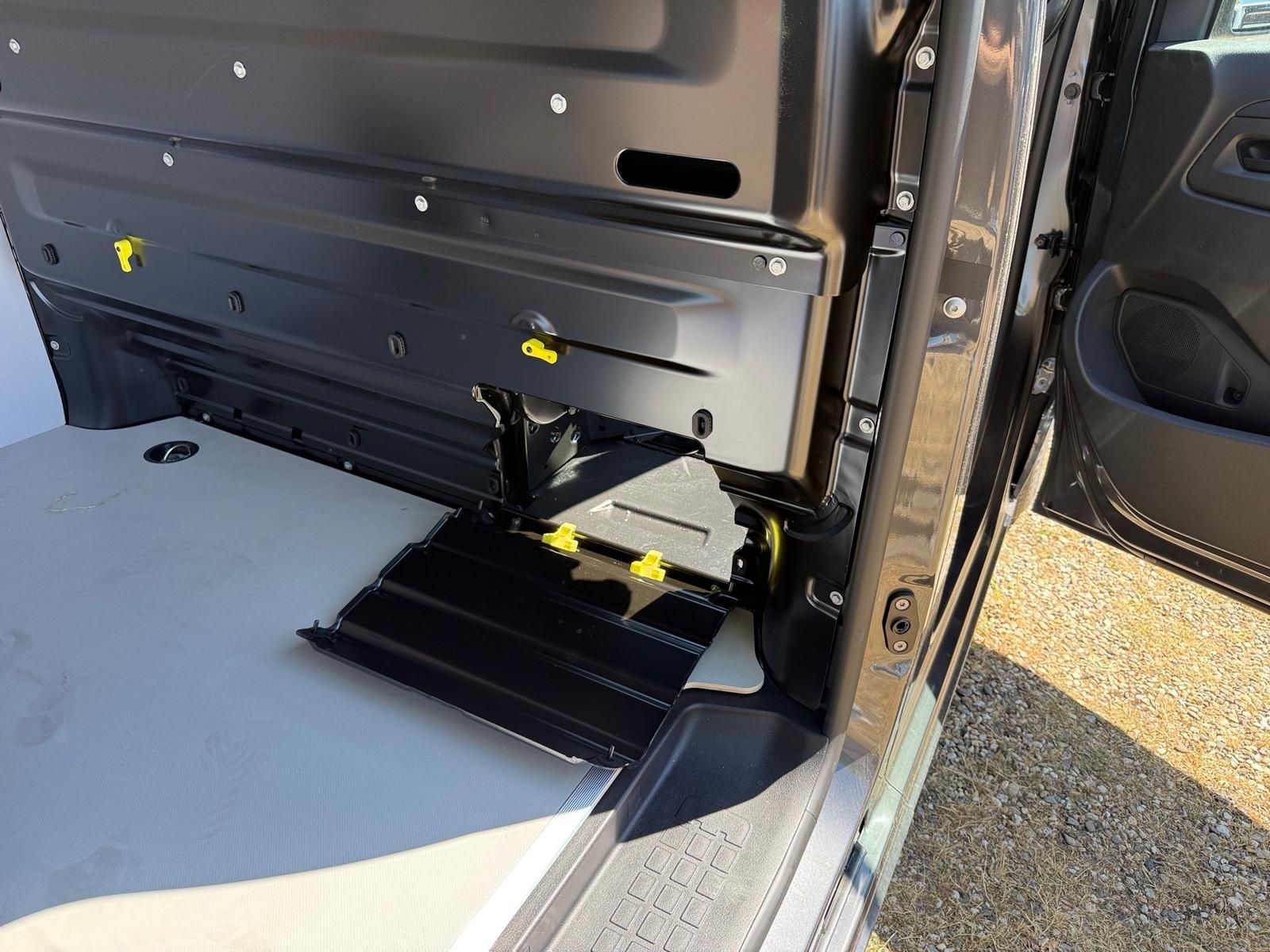 Fahrzeugabbildung Opel Vivaro M Kastenwagen 120 MT6