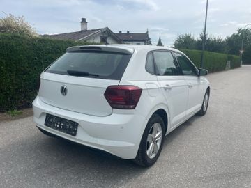 Volkswagen Polo - 4