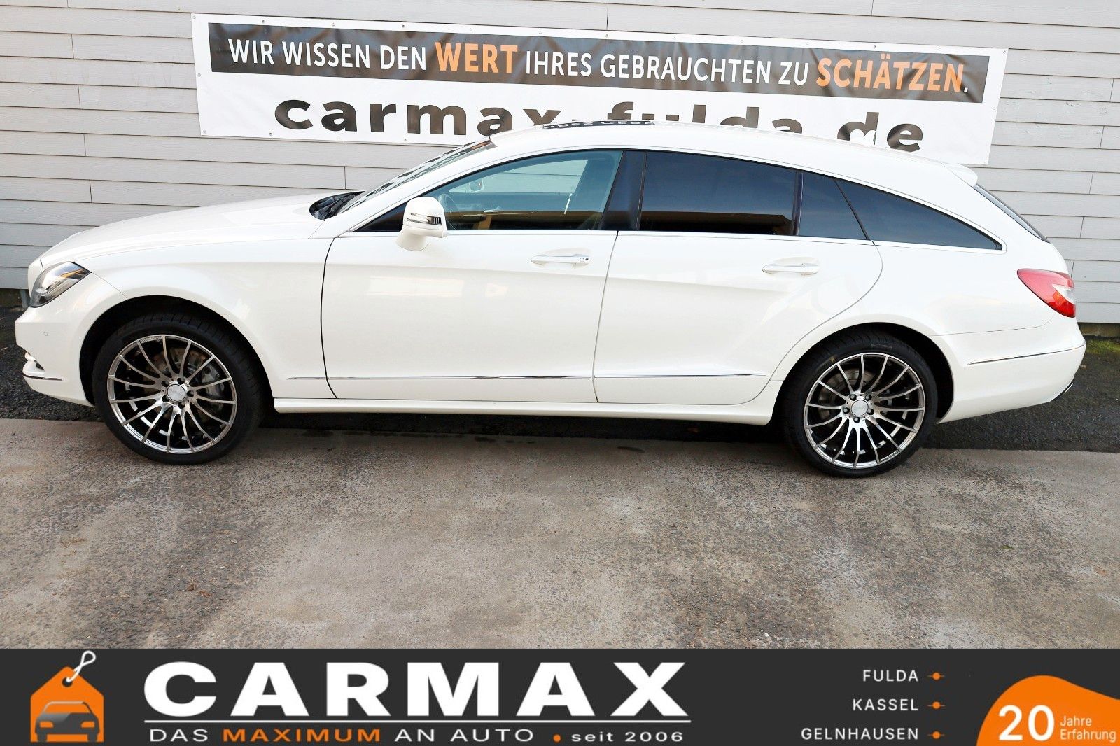 Fahrzeugabbildung Mercedes-Benz CLS 350 SB Sport Leder,Navi,LED,SD,SH+Belüftung