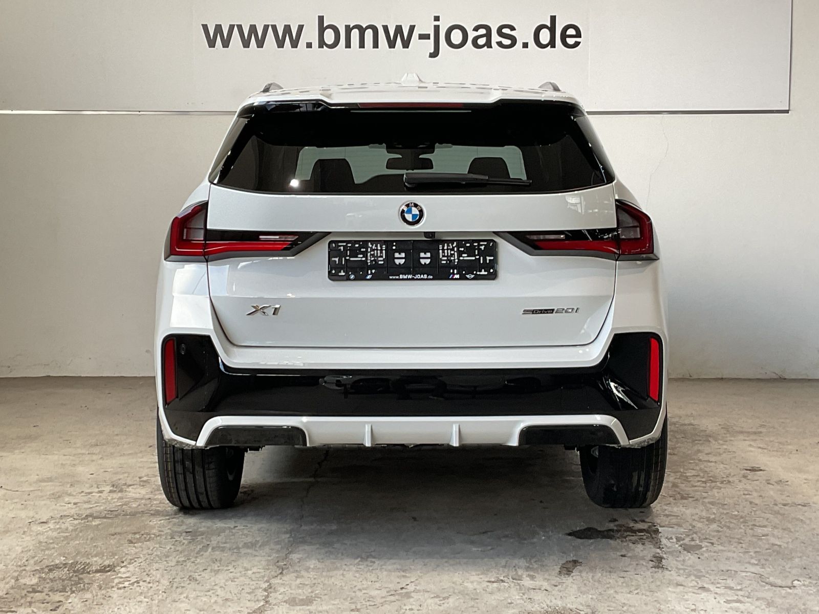 Fahrzeugabbildung BMW X1 sDrive20i *Head-Up *AHK *Komfortzugang