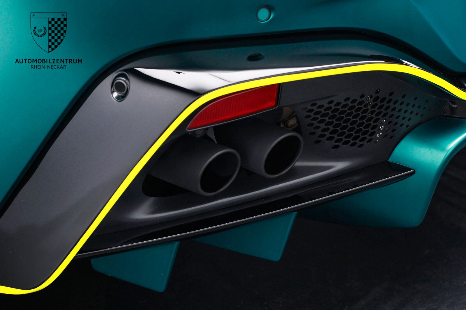 Aston Martin V8 Vantage - Bild 19